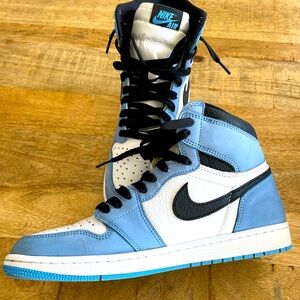 AIR JORDAN 1 Retro High OG University Blue/White/ Black USED